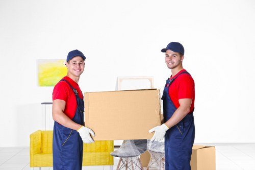 Benefits of hiring Chelsea Storage removalists